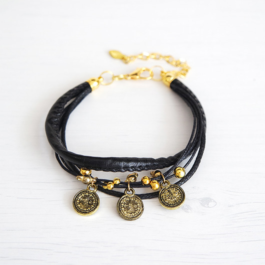 bransoletki na sznurku Bransoletka - Czarna, monety - złota