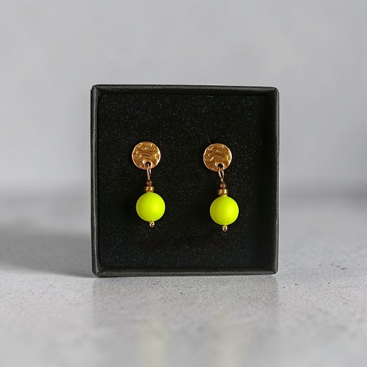 kolczyki swarovski Swarovski neon pearls : neon yellow : drobne sztyfty