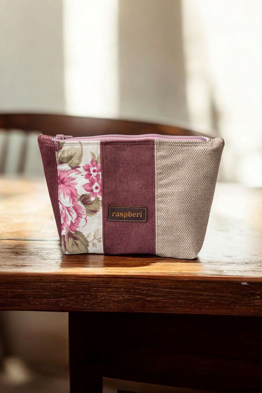 kosmetyczki Różowo-kremowa kosmetyczka MAXI