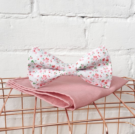 Gloria&Dust. Mucha w kwiaty + lniana poszetka Maja Allure