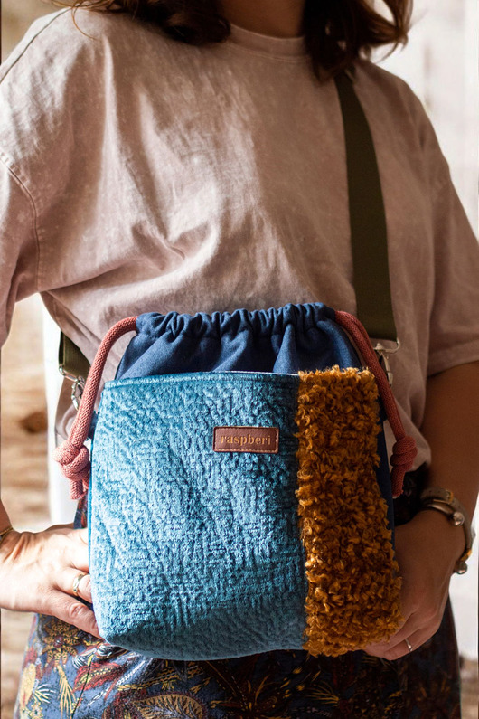 torebki mini Niebieska listonoszka z kominem patchwork