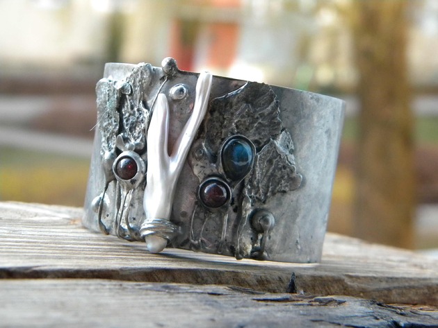 bransoletki z kamieni naturalnych Perła / labradoryt / granat  - roślina   - BRANSOLETA MANKIET  CUFF