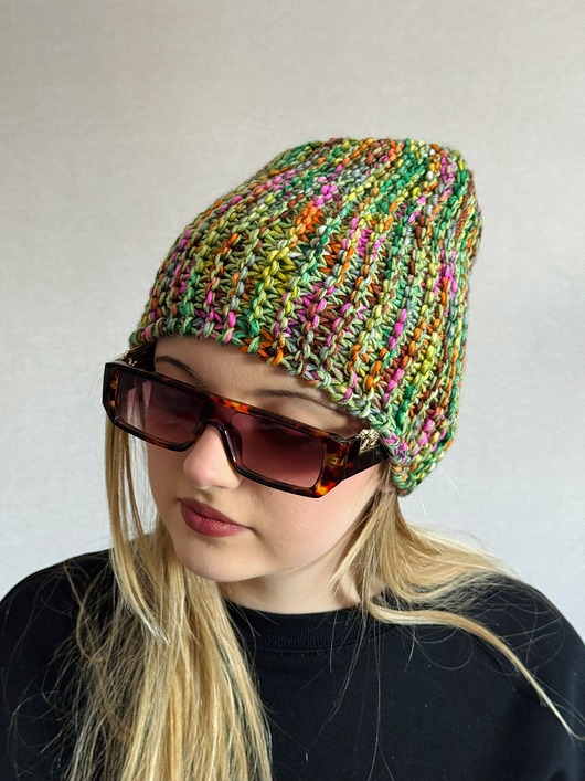 czapki damskie Kolorowa mała czapka beanie z wełną i alpaką