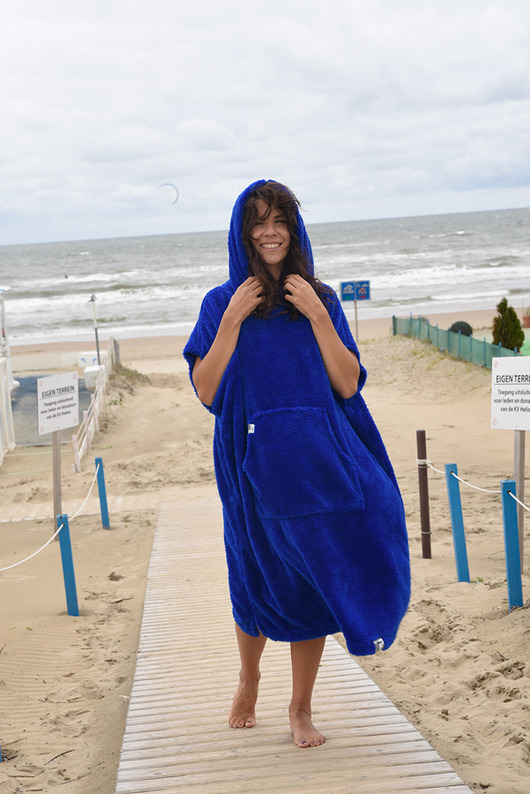 Surf Poncho HugMe made by 7084 HugMe