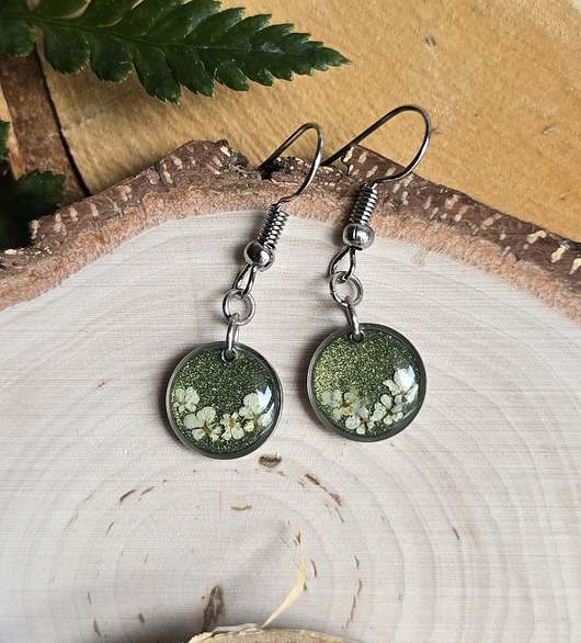 kolczyki z żywicy Kolczyki srebrne zielone prawdziwe kwiaty