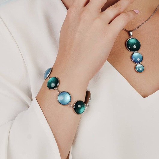 bransoletki - inne Perłowa bransoletka w trzech kolorach e32/m34