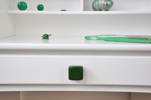 Uchwyt kostka szmaragdowa zieleń Viola Ceramics Studio