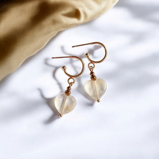 kolczyki z kamieniami Kolczyki serduszka CYTRYN : wyjątkowy prezent