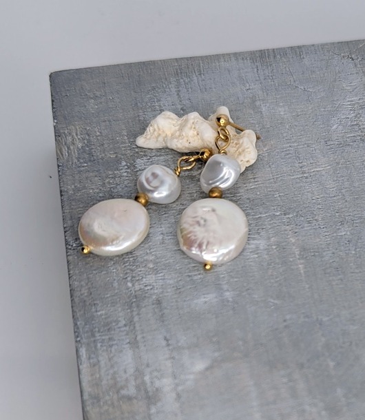 kolczyki pozłacane Efektowne kolczyki z perłami, pozłacane