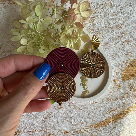 kolczyki soutache Asymetryczne kolczyki burgundowo brązowo złote