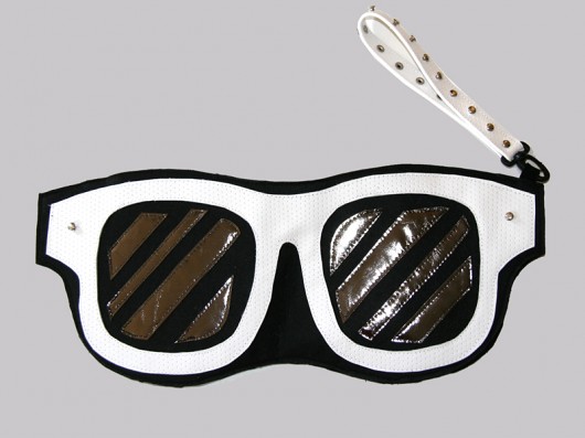 KOPERTÓWKA  BIAŁE OKULARY katsu