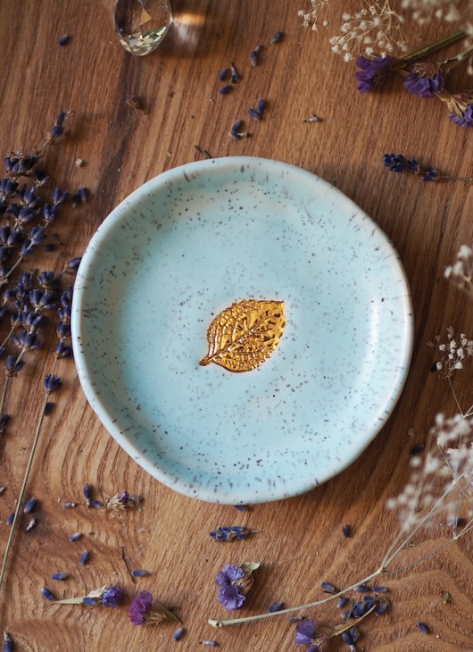 pojemniki na biżuterię Spodek na biżuterię lub palo santo