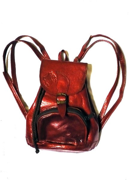 URAI CUIR Recycling art