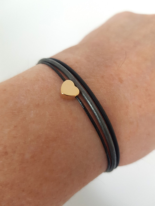 bransoletki na sznurku Lekkie Serduszko v Black and Gray