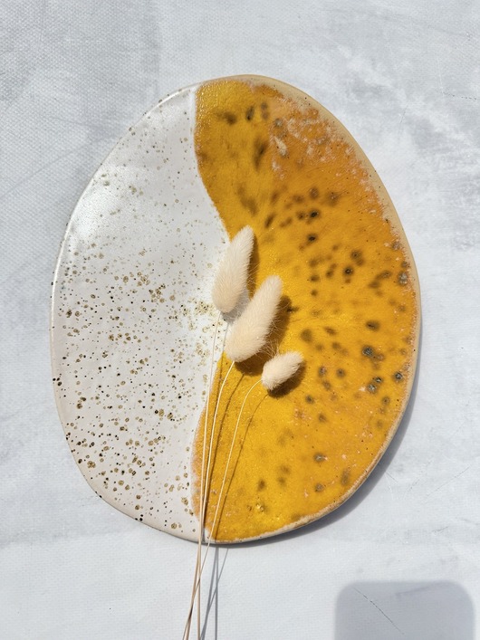 patery i talerze Talerzyk deserowy *MILK & HONEY* 25cm