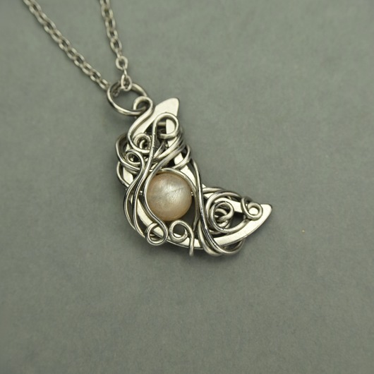 wisiory Wisiorek księżyc kamień słoneczny wire wrapping