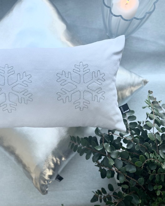 poduszki, poszewki - różne Zestaw 2 szt poduszek świątecznych biało srebrny