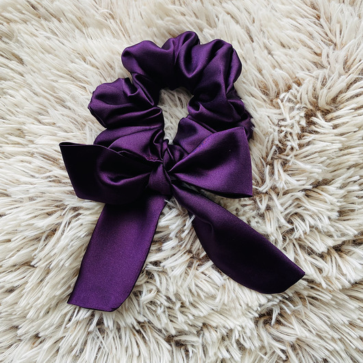 Satynowa gumka do włosów scrunchie Bakłażan Nandi