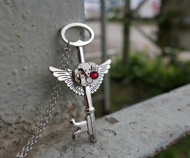 wisiory Mechaniczny klucz 0151