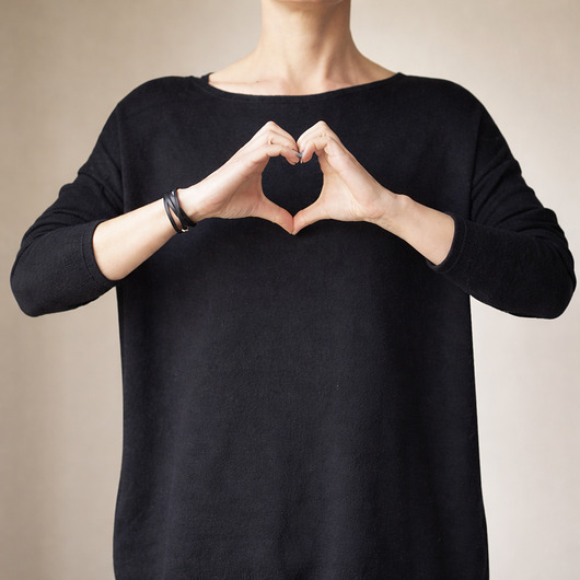 swetry damskie  Długa sukienka swetrowa czarna