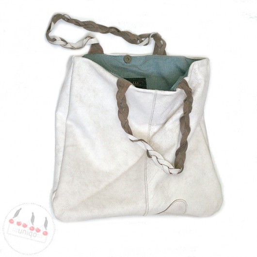 ::: WHiTE LEATHER ::: uniqo