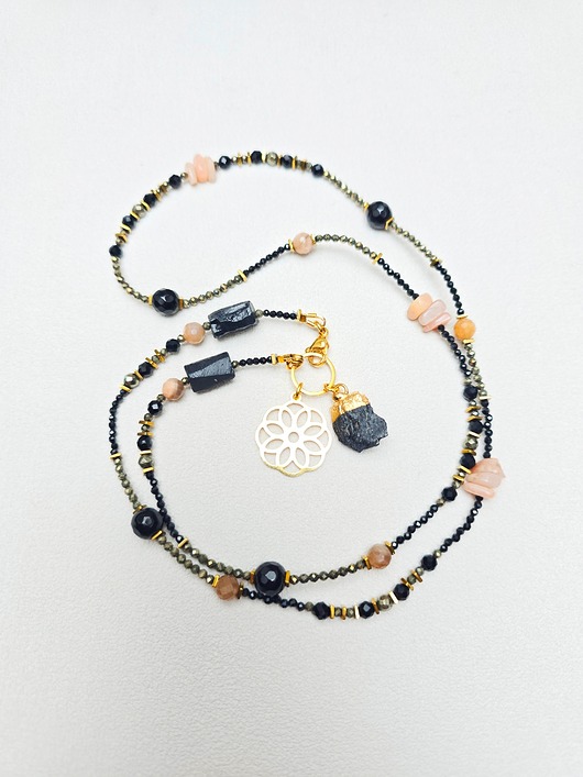 wisiory Długi Naszyjnik Boho z Czarnym Turmalinem