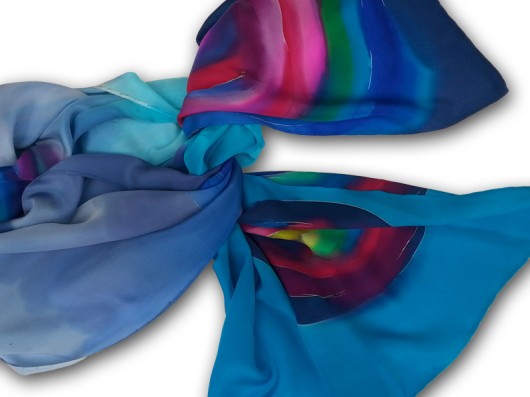 szale damskie Pulsujące fiolety w błękitach - jedwabny szal