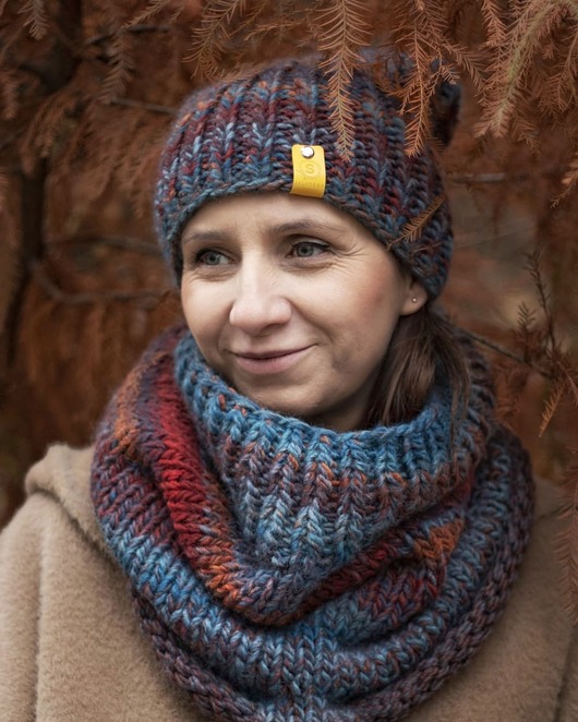 czapki damskie MAXCOLOR Komplet czapka i komin "jesienne jezioro"