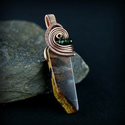 wisiory Wisiorek z tygrysim okiem