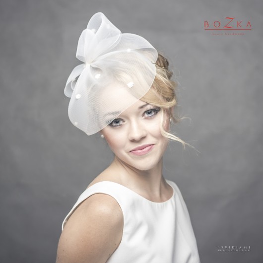 Woalka z kokardą z krynoliny - zam. indywidualne BOZKA Luxury Handmade