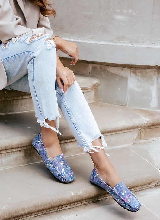 półbuty damskie Skórzane mokasyny Zapato model 001 niebieskie kwiaty