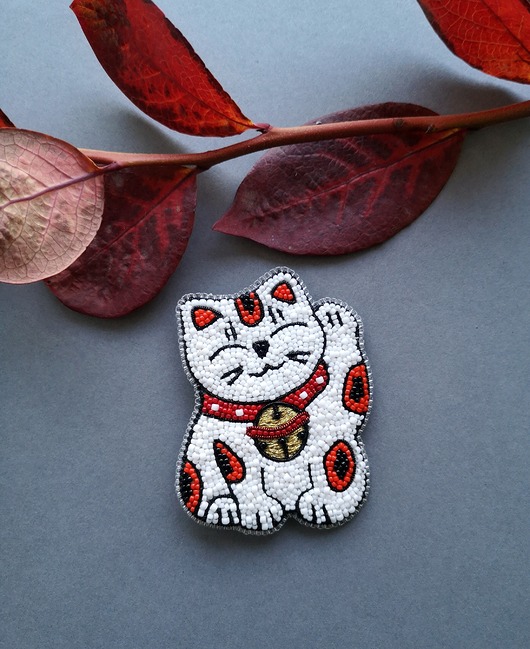 broszki Kot szczęścia Maneki Neko