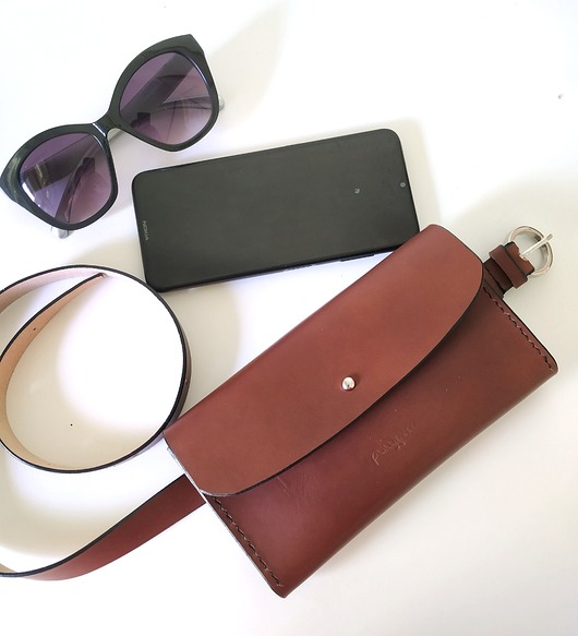 saszetka nerka BELTBAG saszetka na pas brązowy jucht