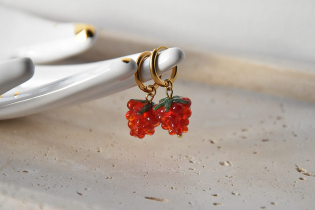 kolczyki - inne Kolczyki z malinkami