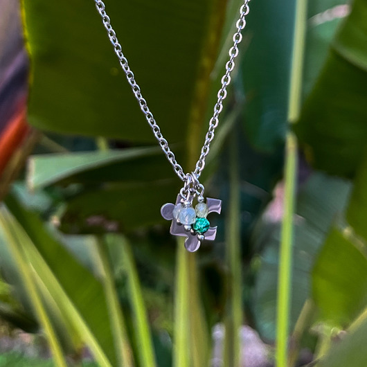 wisiory Naszyjnik puzzel z minerałami