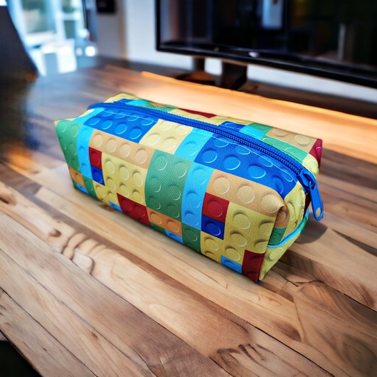 piórniki Piórnik wodoodporny mała kosmetyczka saszetka etui klocki lego