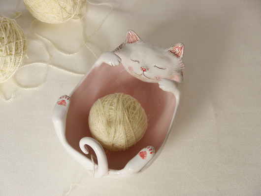 Kotek miseczka, yarn bowl Bordo