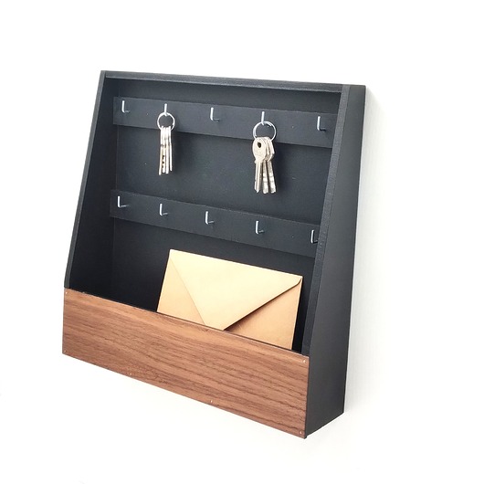 skrzynki, kufry i pudła Duża, otwarta skrzynka na klucze, czarna z orzechem, 10 haczyków