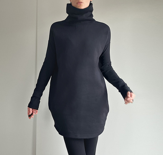 sukienki midi damskie Czarna Sukienka Dresowa Midi Wąski rękaw Golf