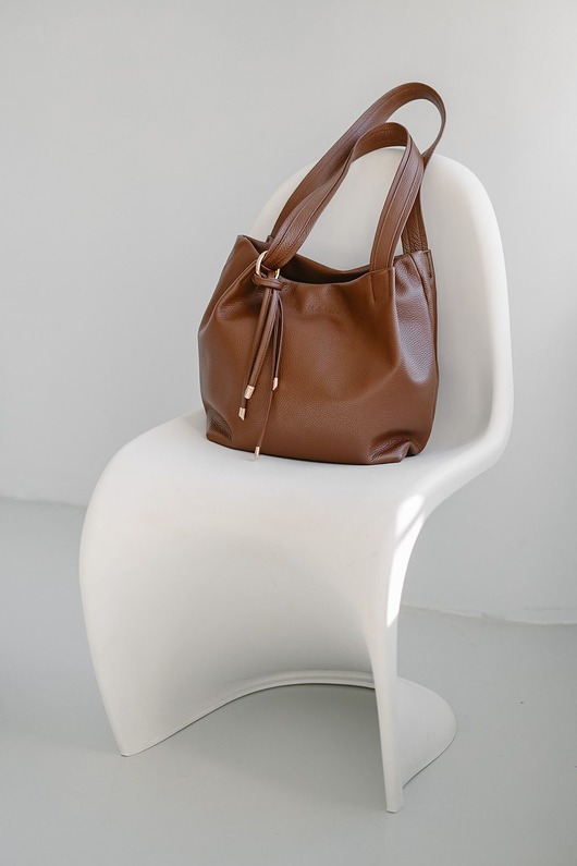 torby na ramię SOFTIE BAG - skórzana torebka szoperka - brąz orzechowy
