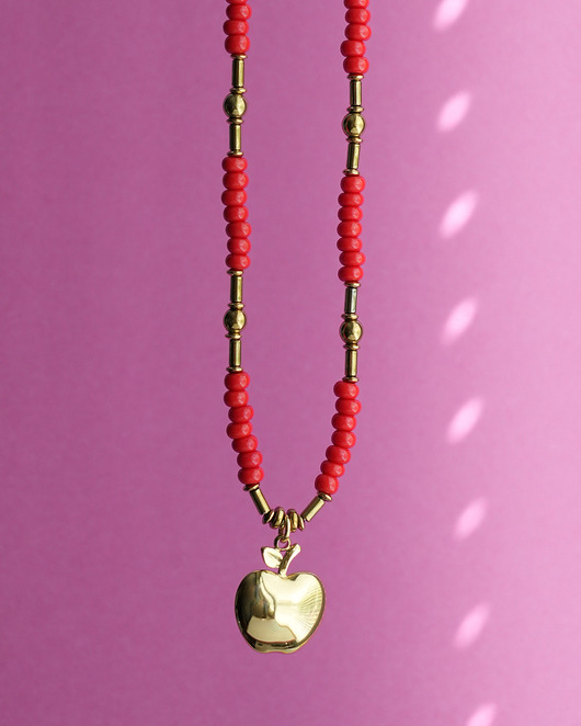 chokery Czerwony naszyjnik z jabłuszkiem