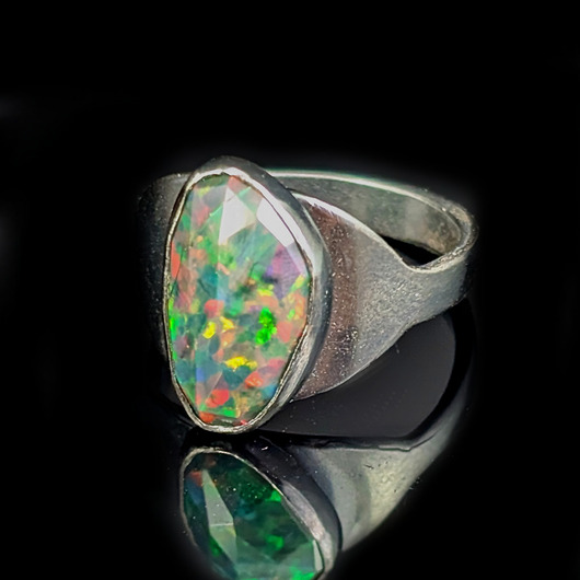 pierścionki srebrne Pierścionek multibarwny opal w czerni srebra