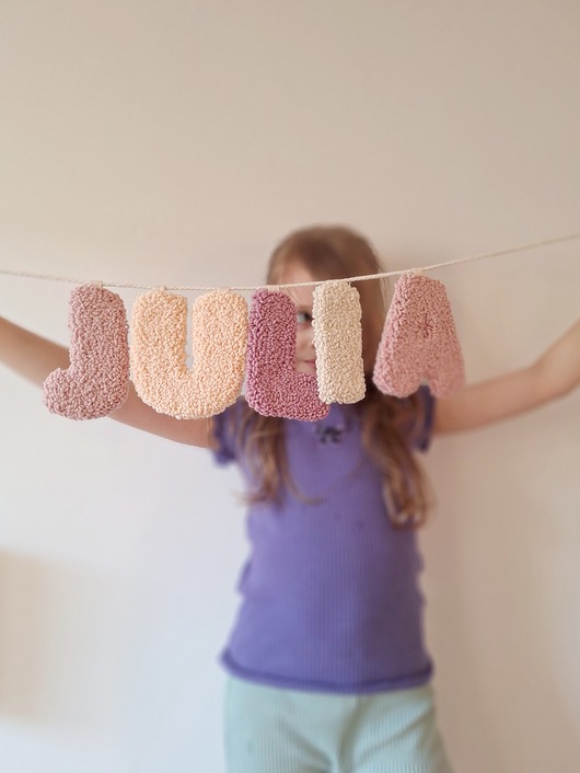 karuzele i girlandy do łóżeczka Personalizowana girlanda z imieniem do pokoju dziewczynki