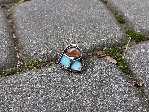 Larimar i cytryn - pierścionek regulowany po drugiej stronie lustra