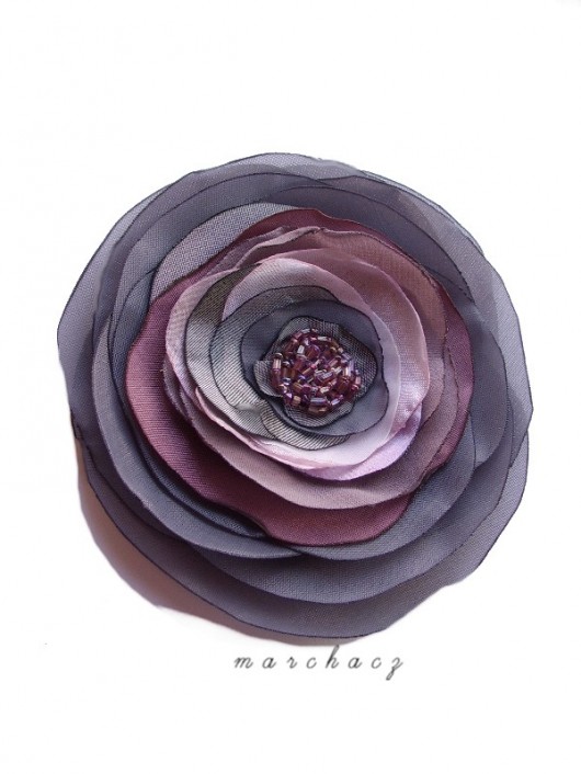 Stalowe magnolie Manufaktura broszki