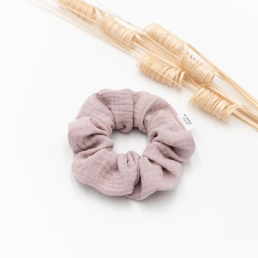 gumki do włosów Scrunchie/frotka muślin różowa
