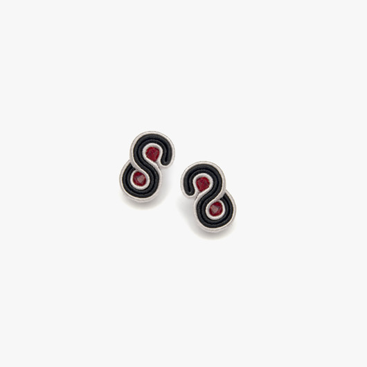 kolczyki soutache Małe sztyfty / wkrętki czarno czerwone