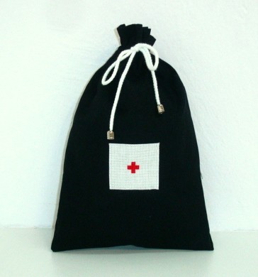 Apteczka warszawska (black) metka by traczka