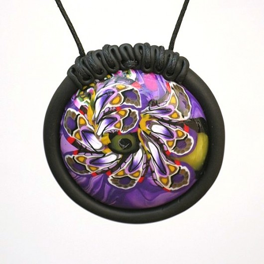 violet eye arctia
