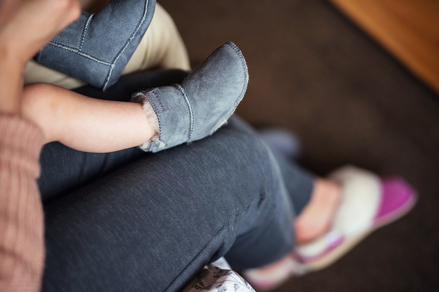 buty dziecięce Skórzane buciki niechodki szare